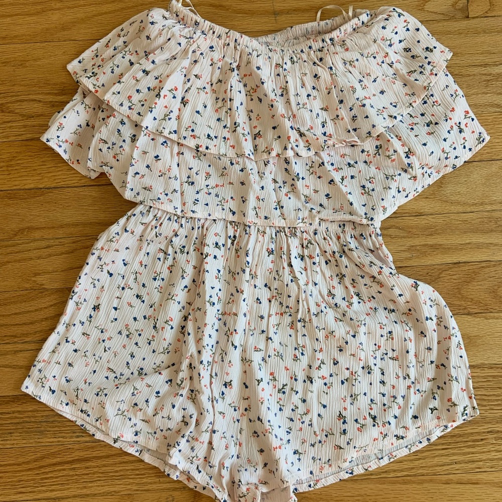 Size Small/XS Billabong Romper